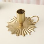 Bougeoir à main doré vintage élégant