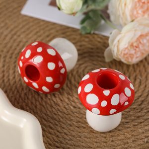 Bougeoir original en céramique, forme de champignon