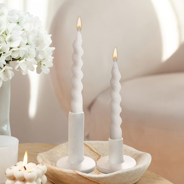 Bougeoirs minimalistes en céramique blanche