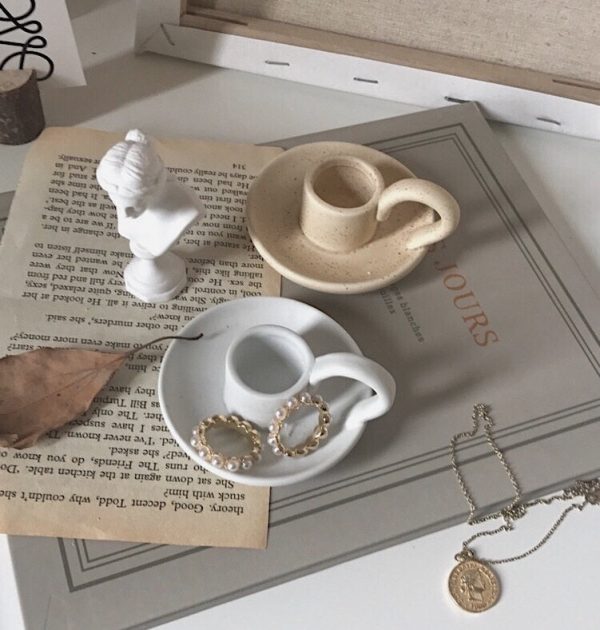 Coquetier en céramique, accessoire décoratif unique