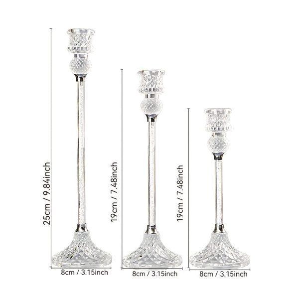 Décoration en cristal, bougeoirs anciens pour table élégante