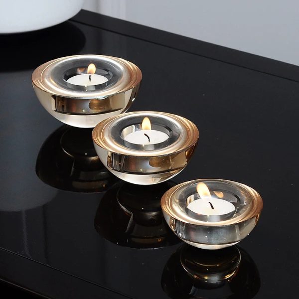 Éclairage doux avec bougeoir en cristal dôme