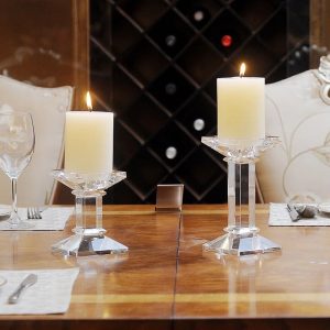 Pied carré en cristal pour bougeoirs stylés