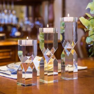 Bougeoir cristal en forme de sablier élégant