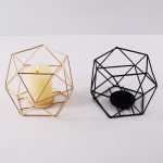 Bougeoir doré au design géométrique moderne