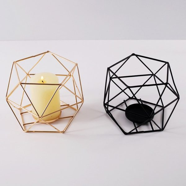 Bougeoir doré au design géométrique moderne