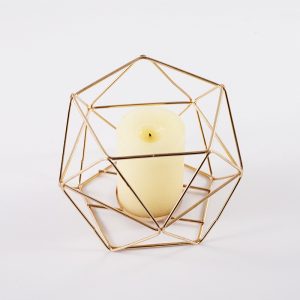 Accessoire de décoration doré en forme géométrique