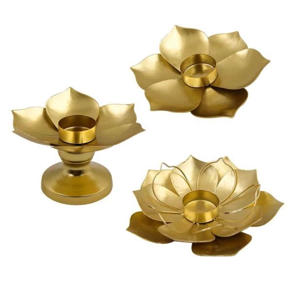 Élégant bougeoir doré inspiré du lotus