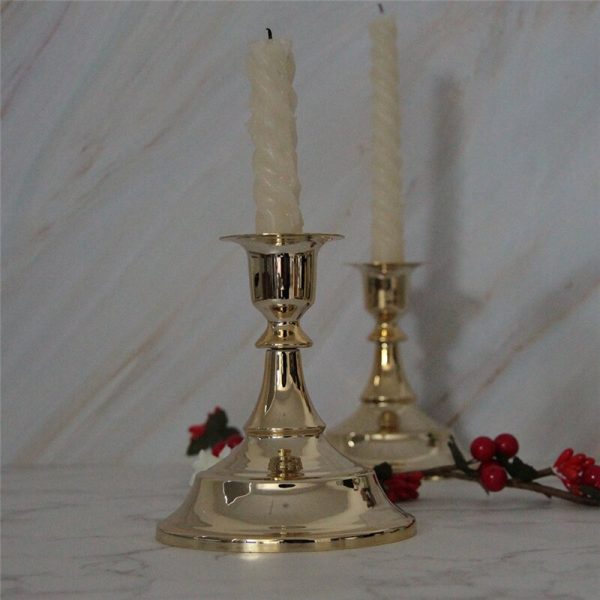 Set de bougeoirs dorés, pied classique pour intérieur raffiné