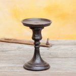 Bougeoir Médiéval en Fonte, charme authentique