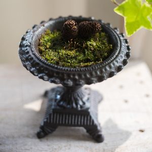 Accessoire en fer forgé, bougeoir vintage