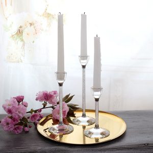 Bougeoir en cristal de forme flûtée, design luxueux