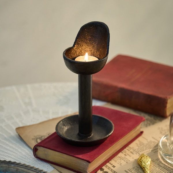 Tabouret en fer, bougeoir original pour ambiance cosy