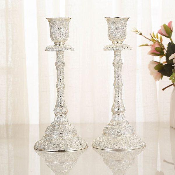 Bougeoir ornemental, design en fonte raffinée