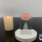 Bougeoir en verre avec design holographique