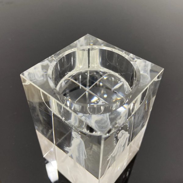 Bougeoir holographique pour moments de prière