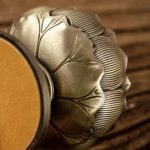 Bougeoir doré Lotus, style moderne et artistique