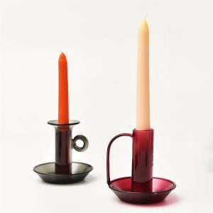 Bougeoir en verre coloré, idéal pour décorer vos espaces