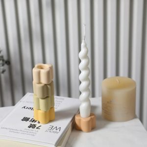 Bougeoir en céramique avec motif floral