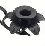 Bougeoir mural noir au design minimaliste et chic