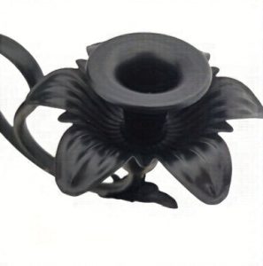 Bougeoir mural noir au design minimaliste et chic