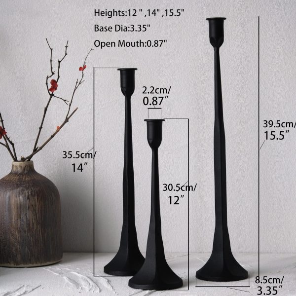 Set de trois bougeoirs noirs, élégance minimaliste