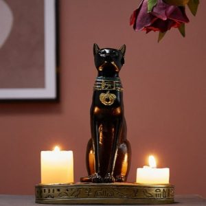 Bougeoir noir inspiré par la déesse égyptienne Bastet