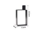 Bougeoirs en métal noir pour ambiance industrielle