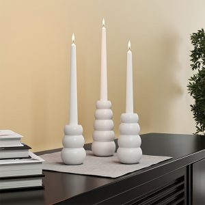 Bougeoirs noirs vintage pour décoration intérieure