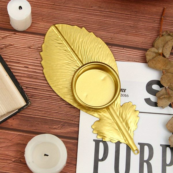 Bougeoir doré en métal, style plume raffinée