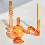 Accessoire de table en verre orange