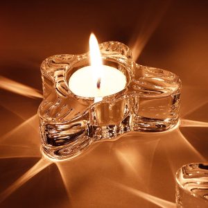 Élégant bougeoir en verre, motif papillon