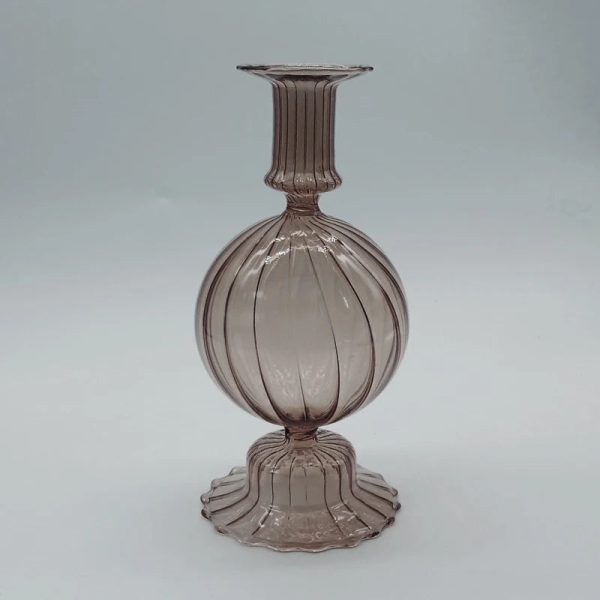 Bougeoir en verre, strié pour une touche contemporaine