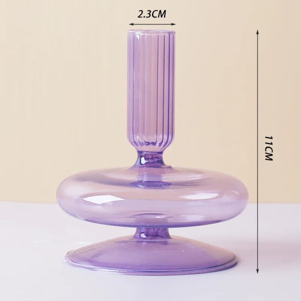Élégant bougeoir violet en verre pour soirées