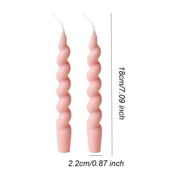 Ensemble de bougies torsadées, couleurs pastel