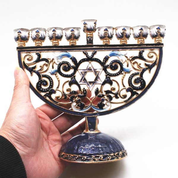 Candélabre élégant pour célébration de Hanouka