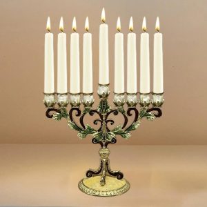 Hanoukkia traditionnel à 9 branches