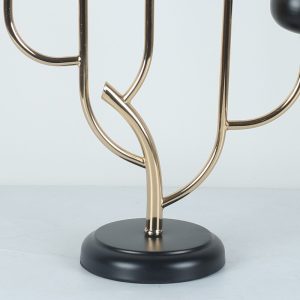 Candélabre 5 branches design moderne, parfait pour salons
