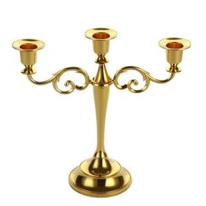 Chandelier 3 branches en métal doré, style classique