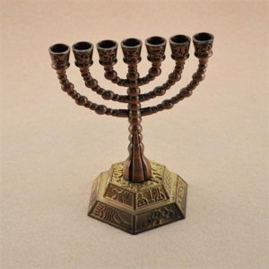 Décoration religieuse avec le Chandelier 7 branches