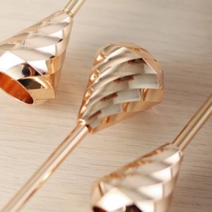 Lustre en fonte, finition Champagne Gold