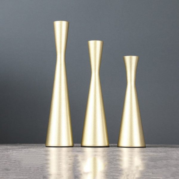 Chandelier doré design fusée en métal fer forgé