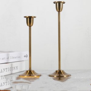 Chandelier Doré en Fer Forgé - Cloche élégante