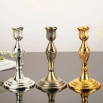 Élégant chandelier doré en fonte de style vigne