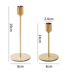 Chandelier en fonte dorée pour intérieur