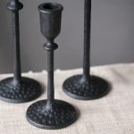 Éclairage noir médiéval à suspendre