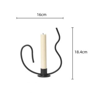 Suspension élégante en métal noir