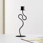 Luminaires en fonte noir à design épuré