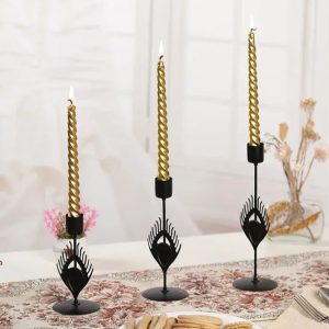 Suspension en fonte noire, style paon raffiné