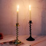 Élégant chandelier noir en fonte décorative